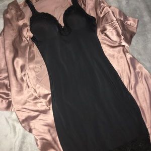 🔒SOLD 🔒❌‼️Black Silk Lingerie/Shapewear